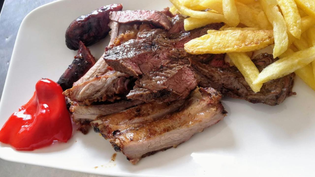 Hostal Restaurante Rancheiro Vigo Exteriér fotografie